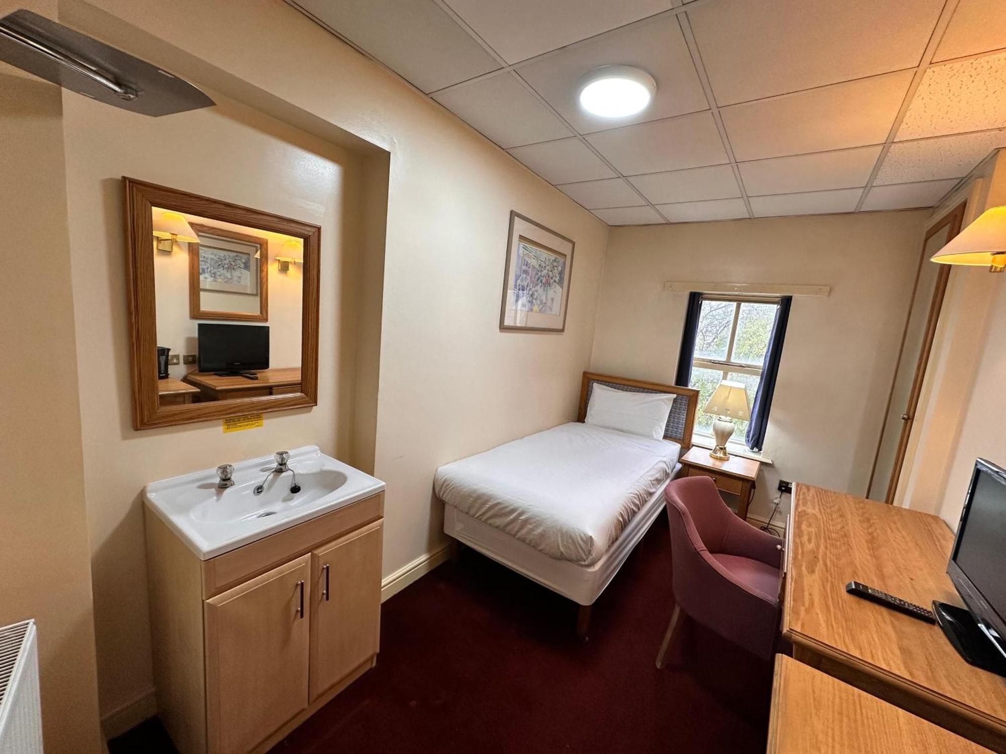 Throstles Nest Hotel Liverpool Exterior foto